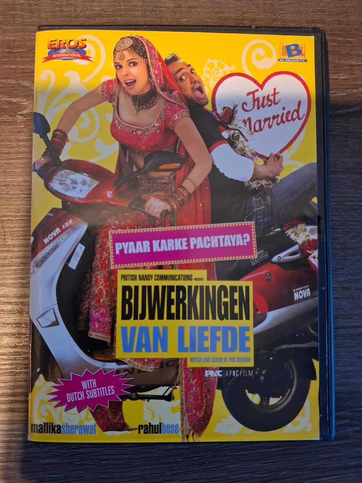 Bollywood: Pyar ke side effects (bijwerkingen van liefde), Ophalen of Verzenden, Zo goed als nieuw, Overige gebieden