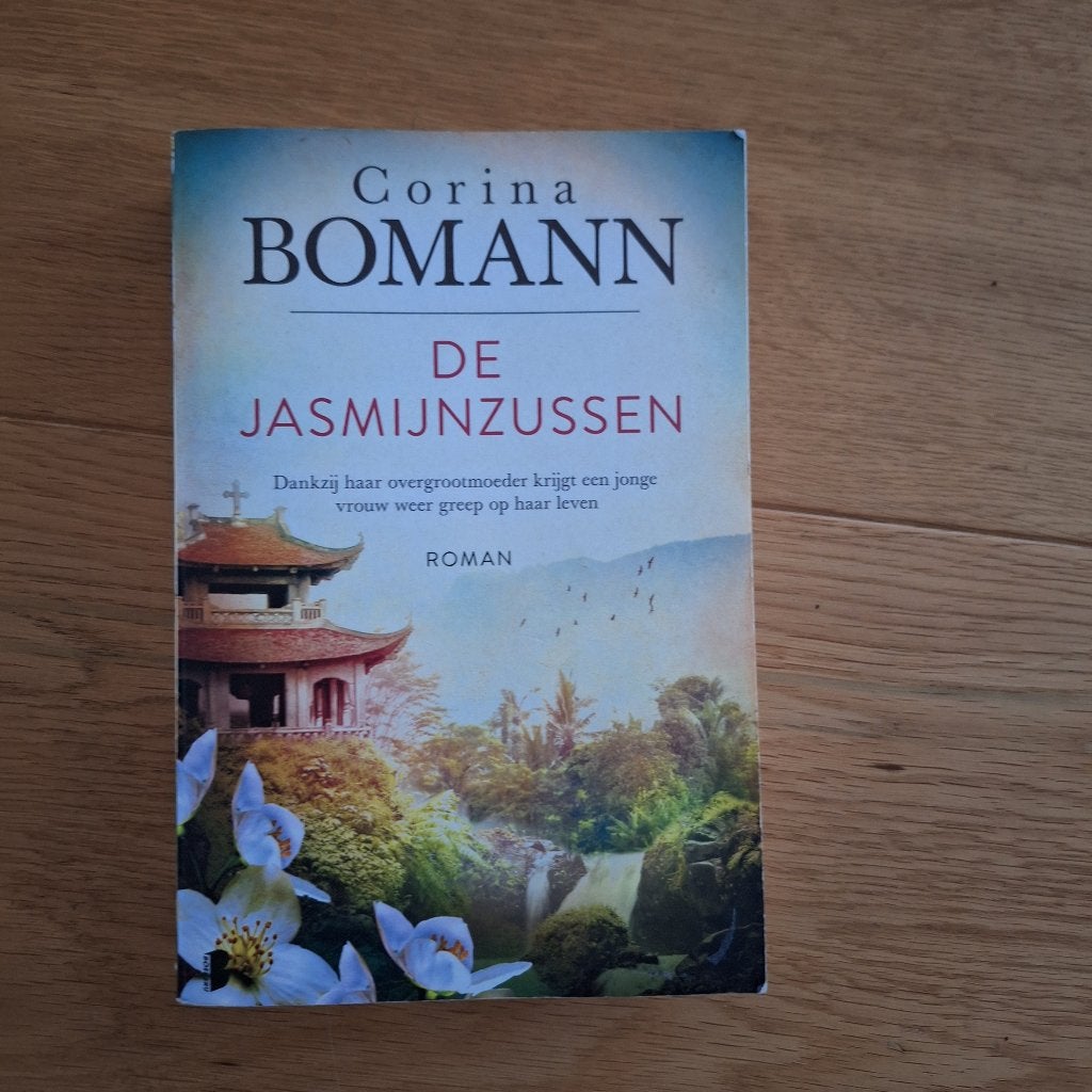 De Jasmijnzussen - Corina Bomann (Roman), Gelezen, Europa overig, Ophalen of Verzenden, Corina Bomann