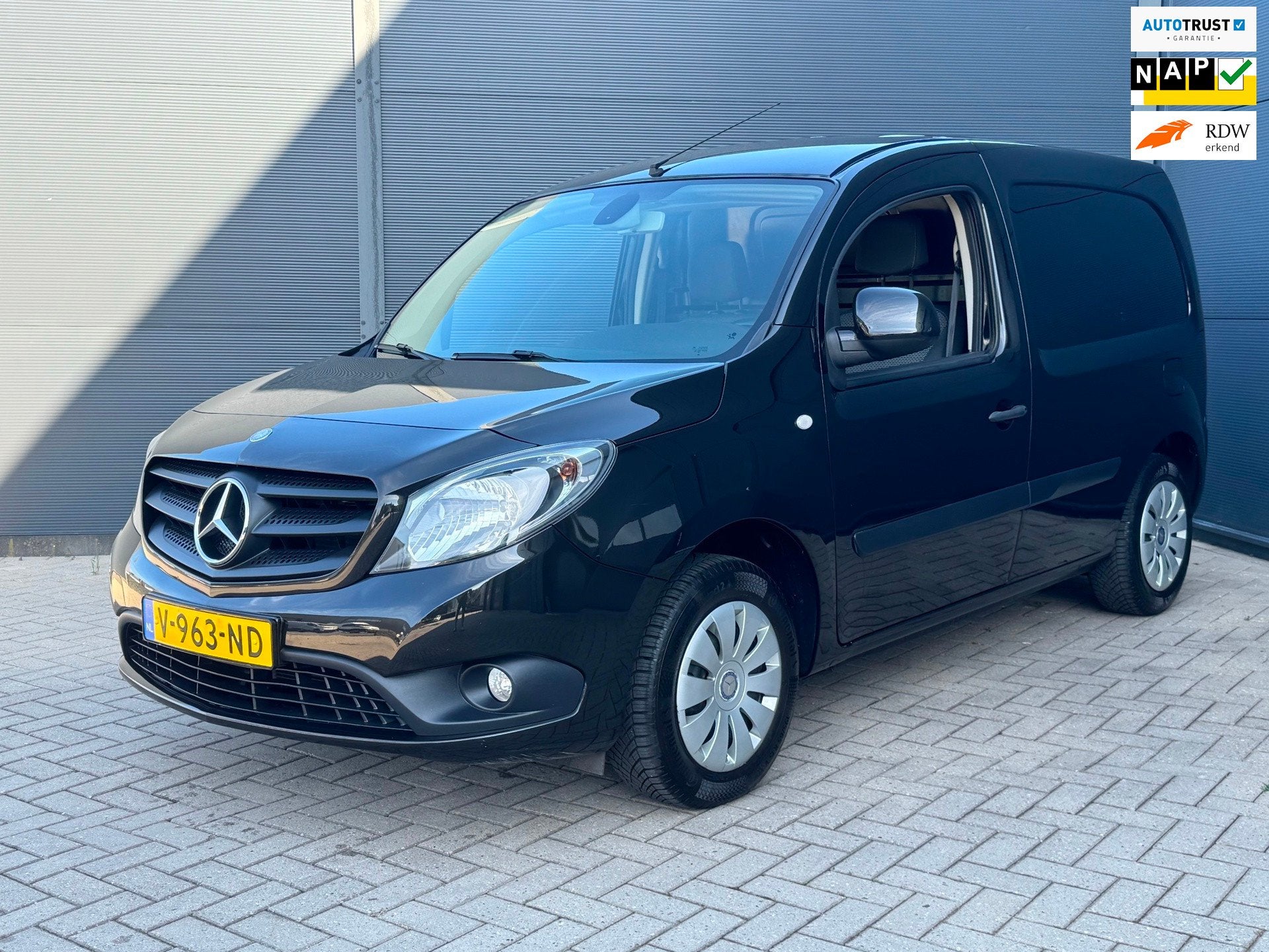Mercedes-Benz Citan 109 CDI 72.000 km Nap / Cruize / Trekhaa, Voorwielaandrijving, Gebruikt, Euro 6, 4 cilinders
