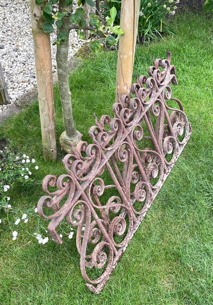 Brocante oud smeedijzeren oranament / rooster / hekwerkje, Ophalen