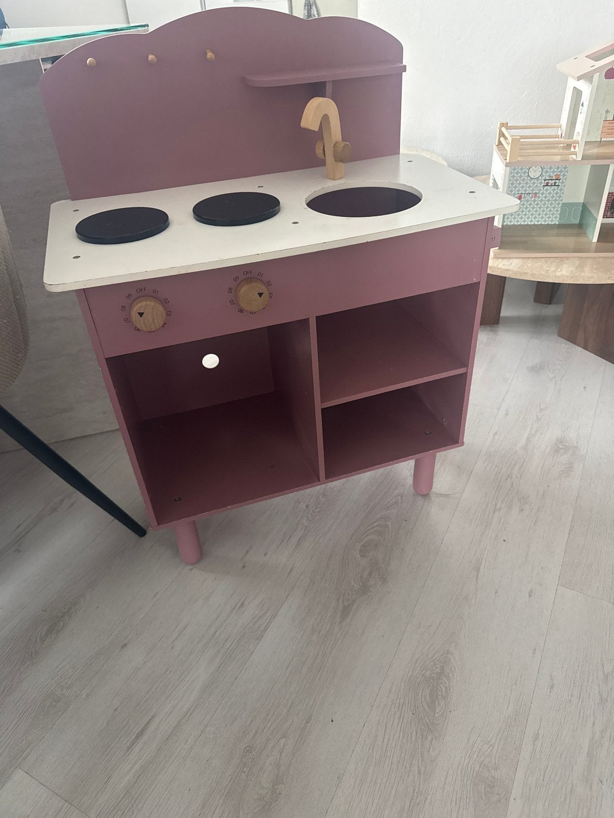 Leuk roze keukentje voor de kleine chef-kok, Ophalen, Zo goed als nieuw