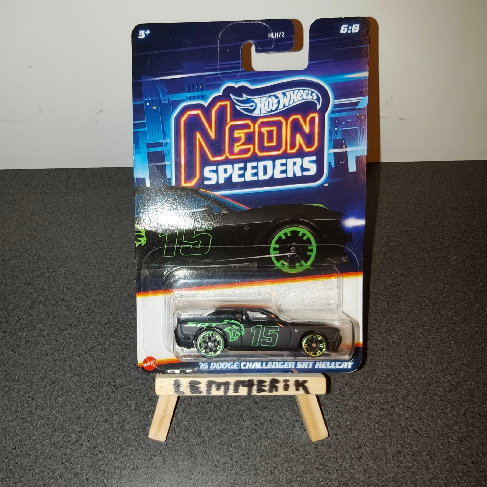 Hot Wheels Neon Speeders '15 Dodge Challenger SRT Hellcat, Ophalen of Verzenden, Nieuw, Auto