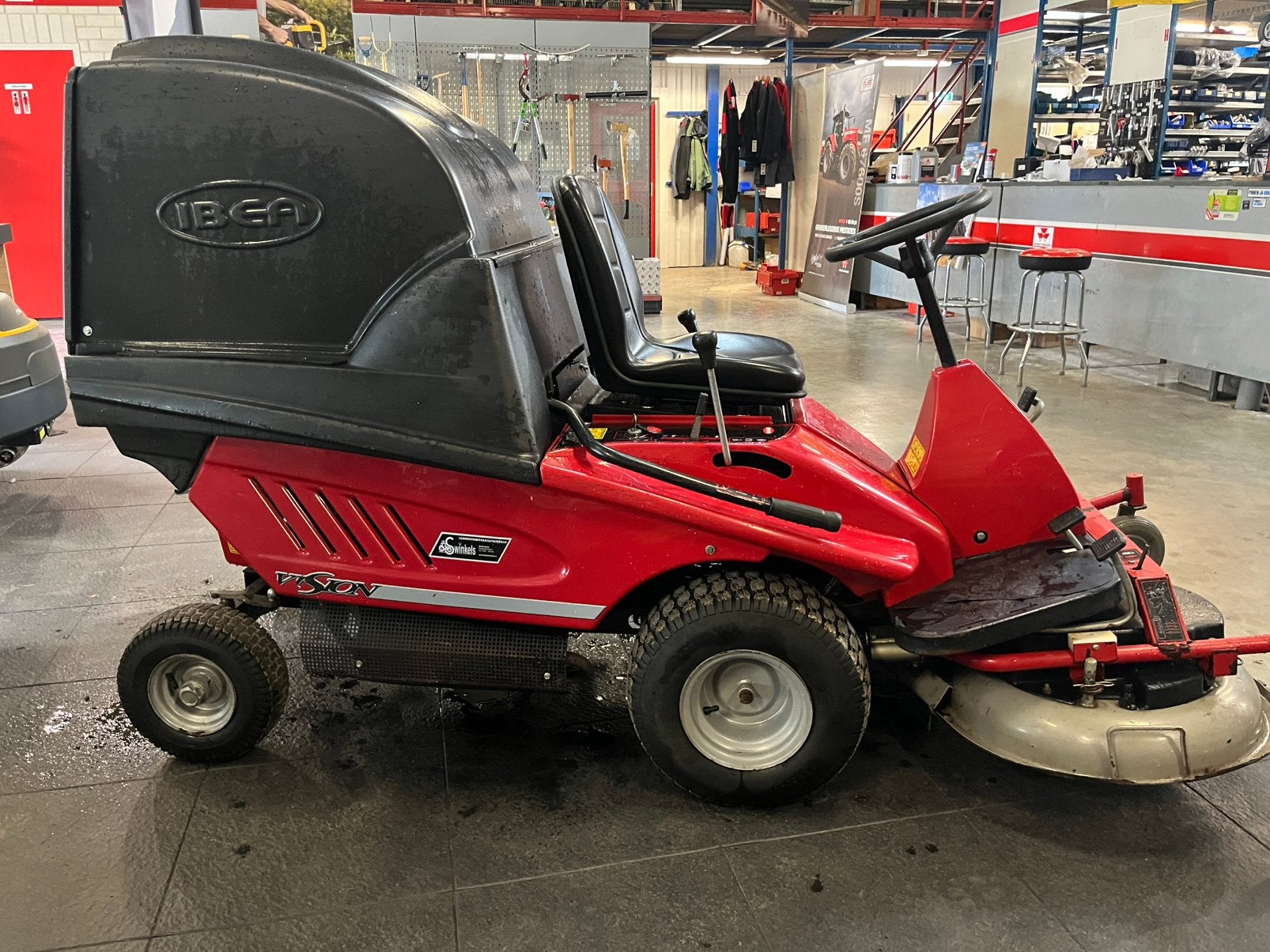 Ibea frontmaaier met opvang, Tuin en Terras, Ophalen, Gebruikt, Opvangbak, 90 tot 120 cm