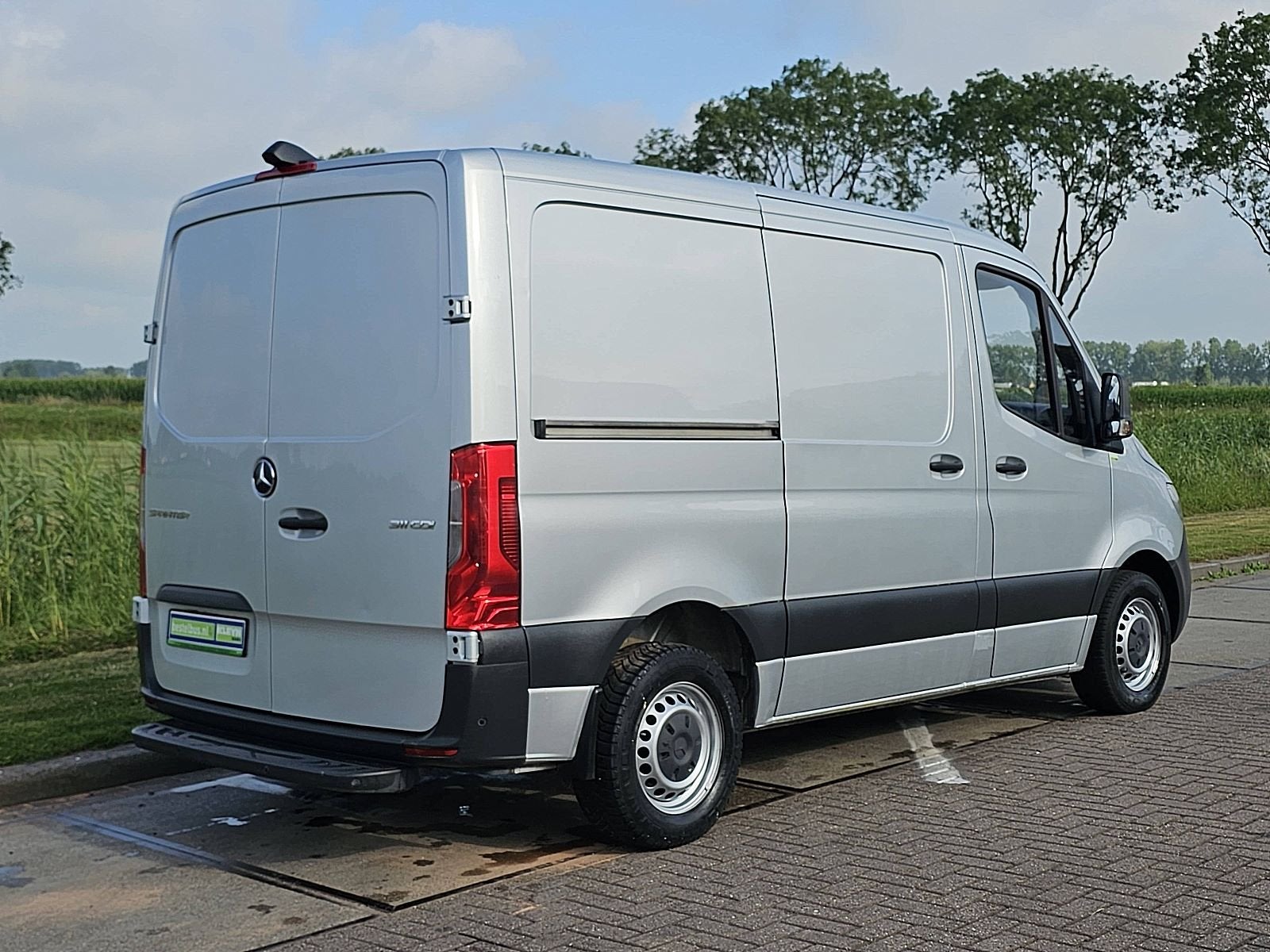 MERCEDES-BENZ SPRINTER 311 l1h1 2xzijdeur mbiux, Auto's, Bestelauto's, Gebruikt, Euro 6, Navigatiesysteem, Bedrijf