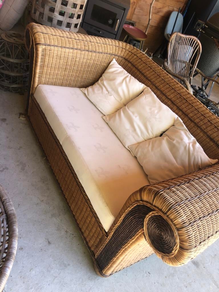 Hoogwaadige Rotan loungebank met kussens - Zo goed als nieuw, Tuin en Terras, Tuinsets en Loungesets, Ophalen, Zo goed als nieuw