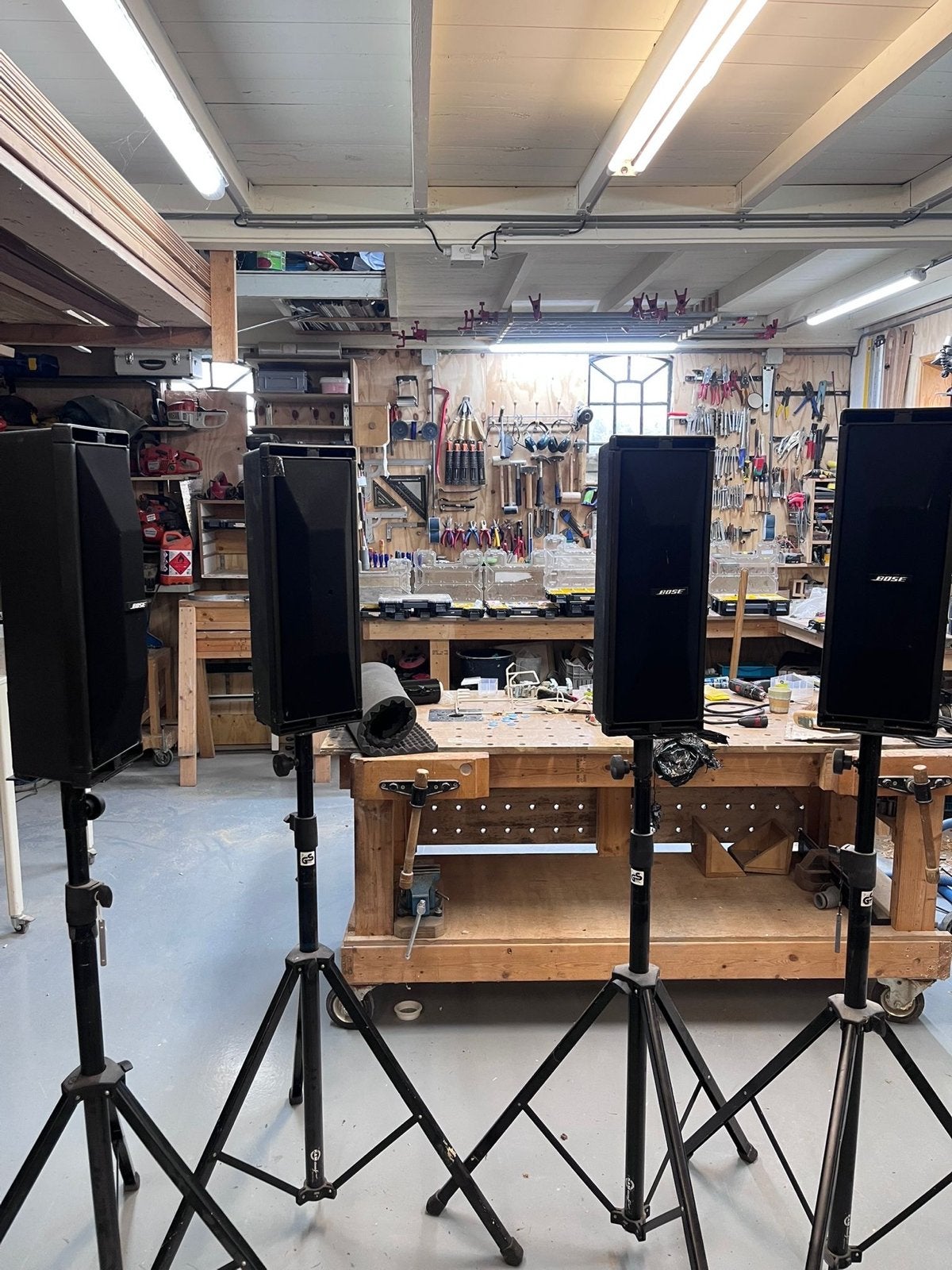 Bose 402 Professional Luidsprekersysteem met Statieven, Audio, Tv en Foto, Ophalen, Vloerstaande luidspreker, Gebruikt, Inclusief kabels