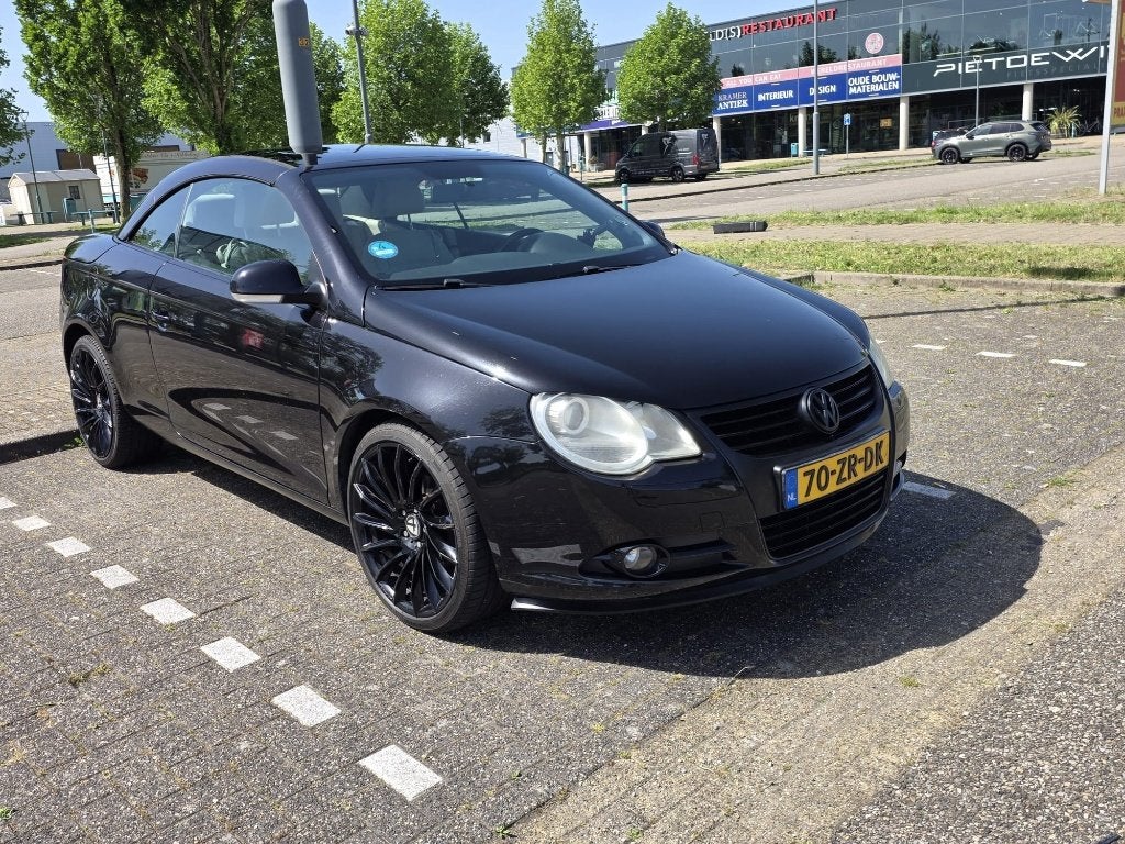 Volkswagen Eos 1.4 TSI 90KW 2008 Zwart, Auto's, Volkswagen, Voorwielaandrijving, 15 km/l, Beige, 4 cilinders
