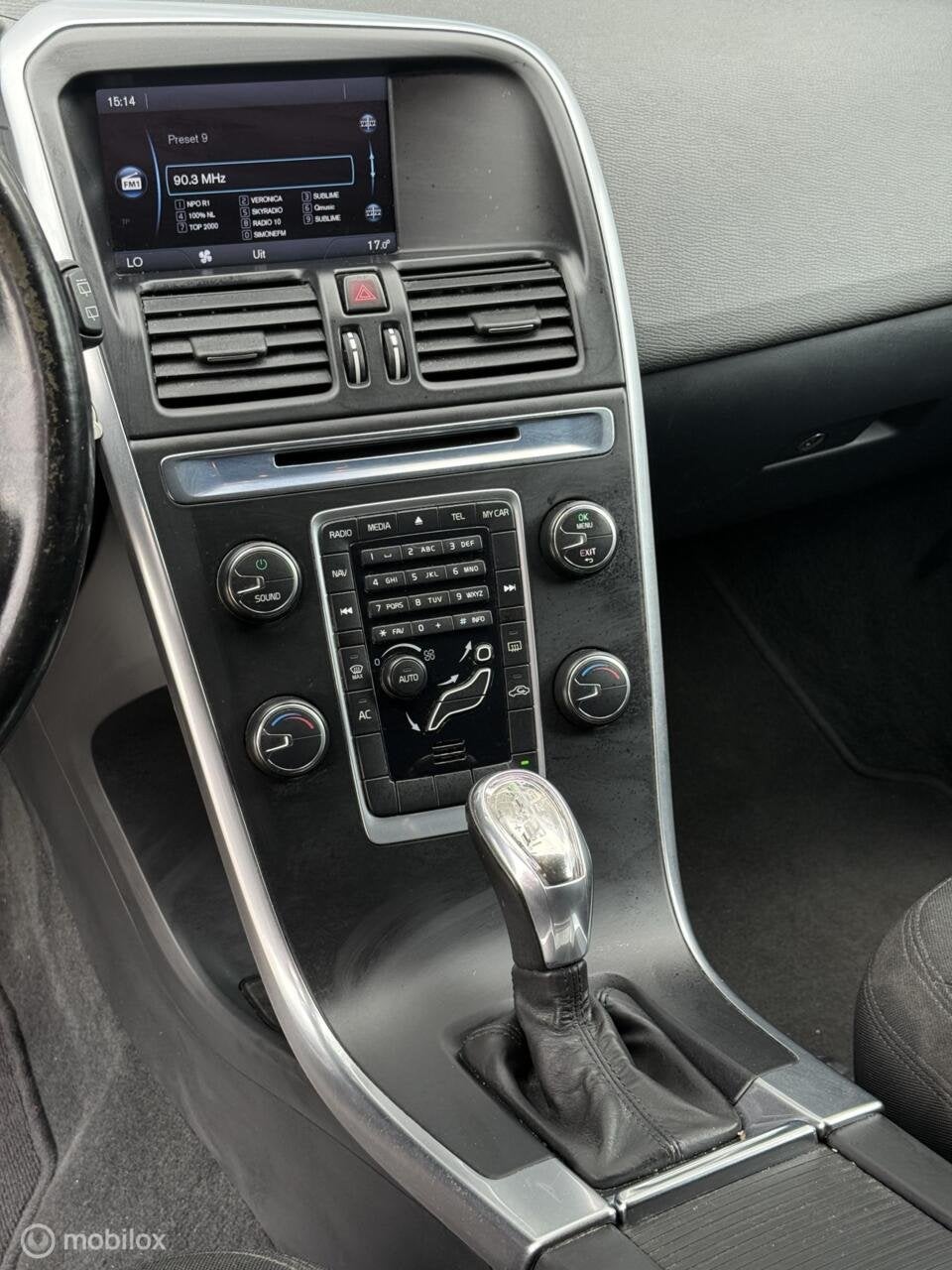 Volvo XC60 2.0 D3 FWD Summum AUT| Grijs kenteken| Cruise, Auto's, Euro 5, 136 pk, Gebruikt, 1984 cc