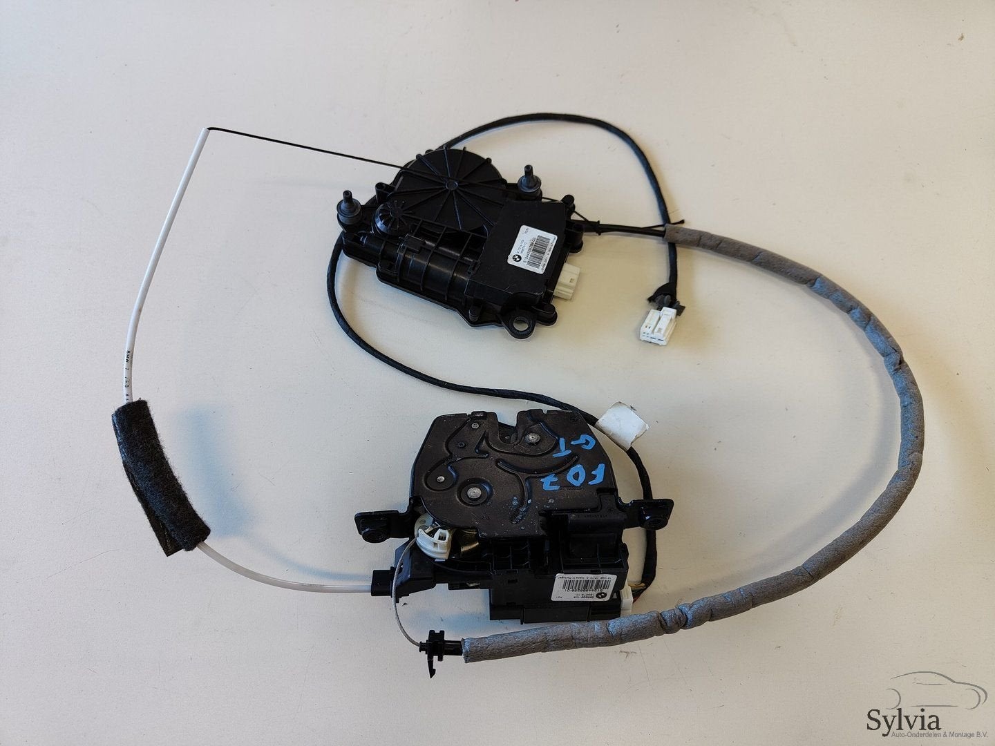 Achterklep sluithulpmotor slot bovenzijde BMW 5 serie F07 GT, Gebruikt, -, Ophalen of Verzenden, -