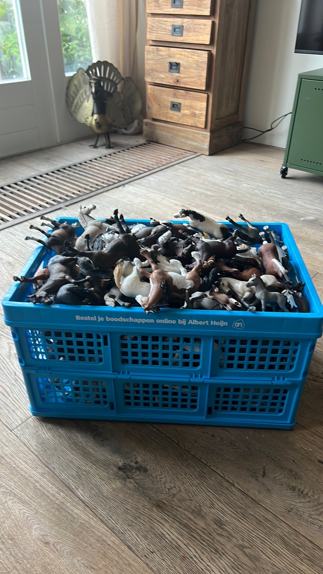 Schleich paarden krat vol, Ophalen of Verzenden, Zo goed als nieuw