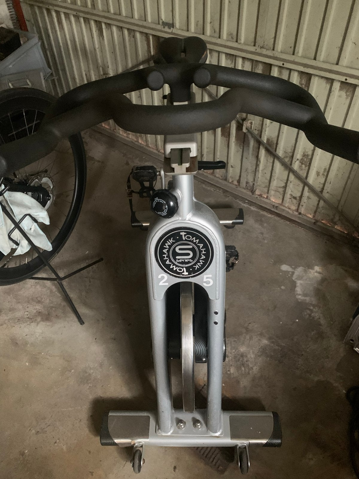 Tomahawk S-serie Spinningfiets - Gebruikt, Ophalen, Gebruikt, Metaal, Spinningfiets