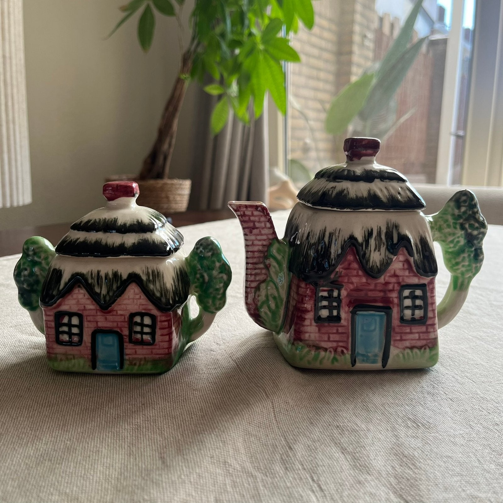 Vintage Engelse cottage theepot en suikerpot, Ophalen of Verzenden