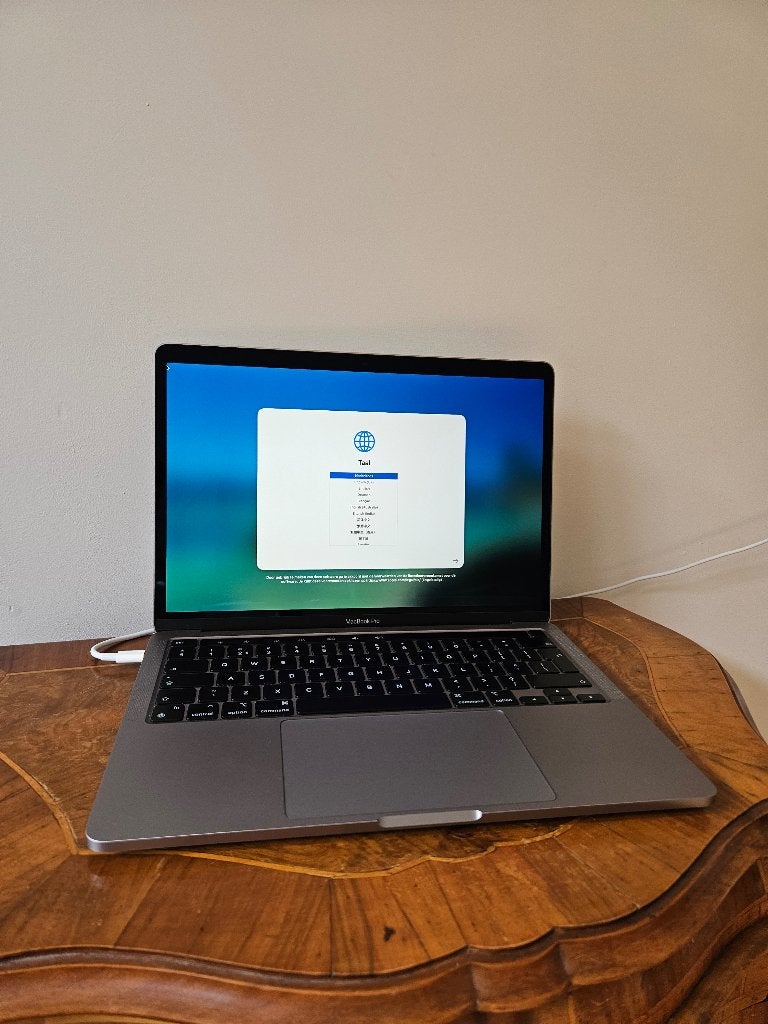 MacBook Pro 13” M1 16GB, Computers en Software, Qwerty, 13 inch, 512 GB, Zo goed als nieuw