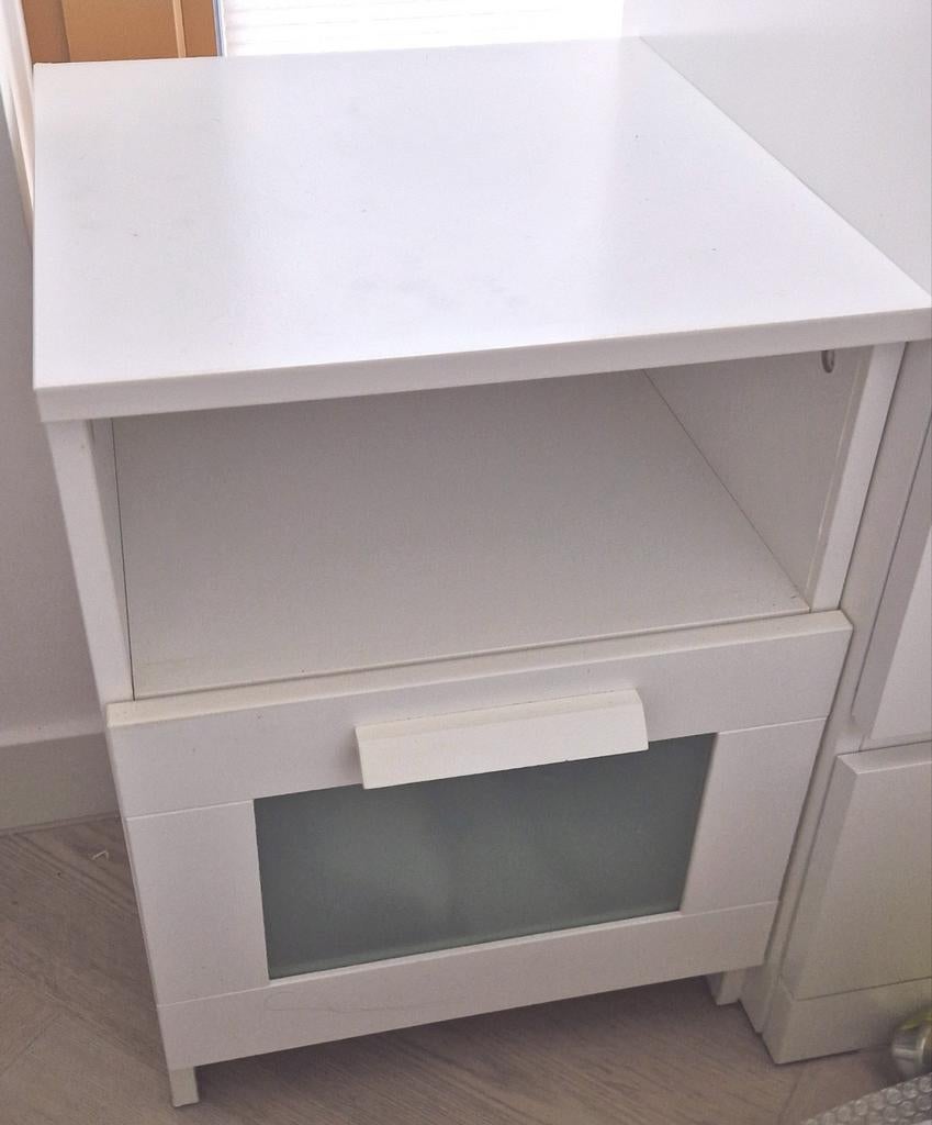 Ikea nachtkastje, Huis en Inrichting, Ophalen, Minder dan 45 cm, Minder dan 55 cm