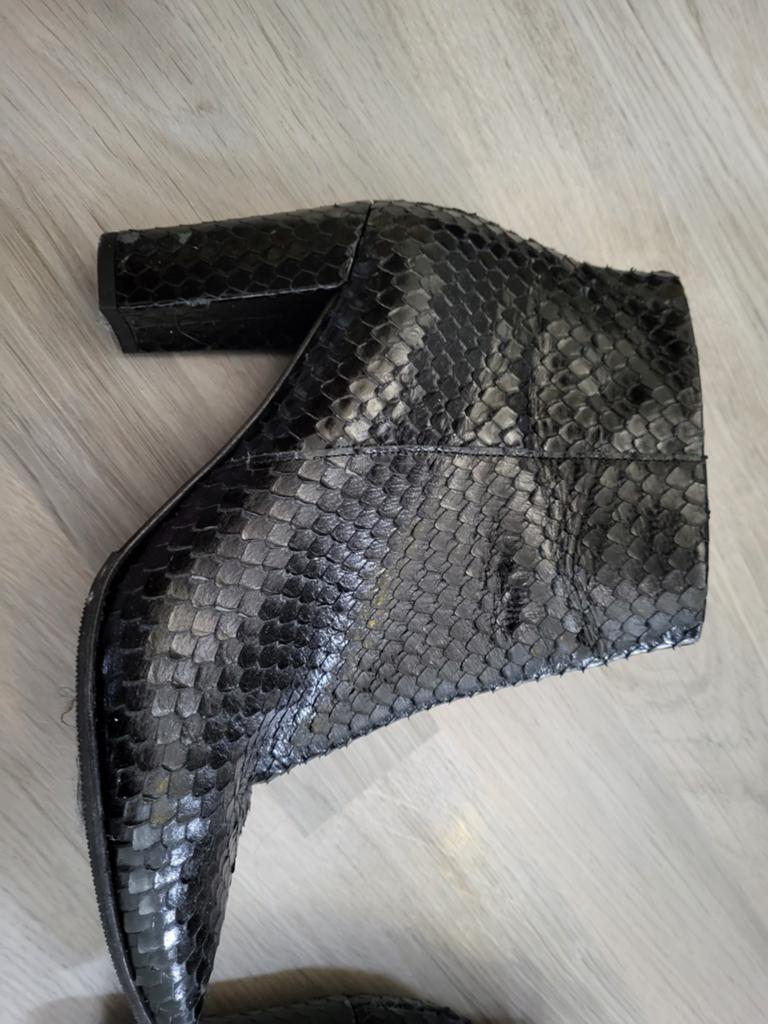 Kennel und schmenger laarsjes maat 6.5 of 40, Ophalen of Verzenden, Zo goed als nieuw, Zwart