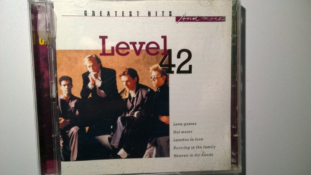 Level 42 - Greatest Hits And More, Ophalen of Verzenden, Zo goed als nieuw, Pop, Album