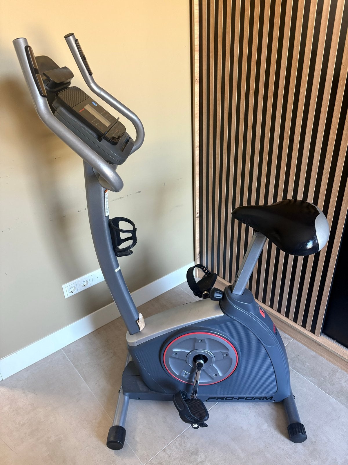 Proform Hometrainer - Gratis af te halen!, Sport en Fitness, Ophalen, Gebruikt, Metaal, Benen