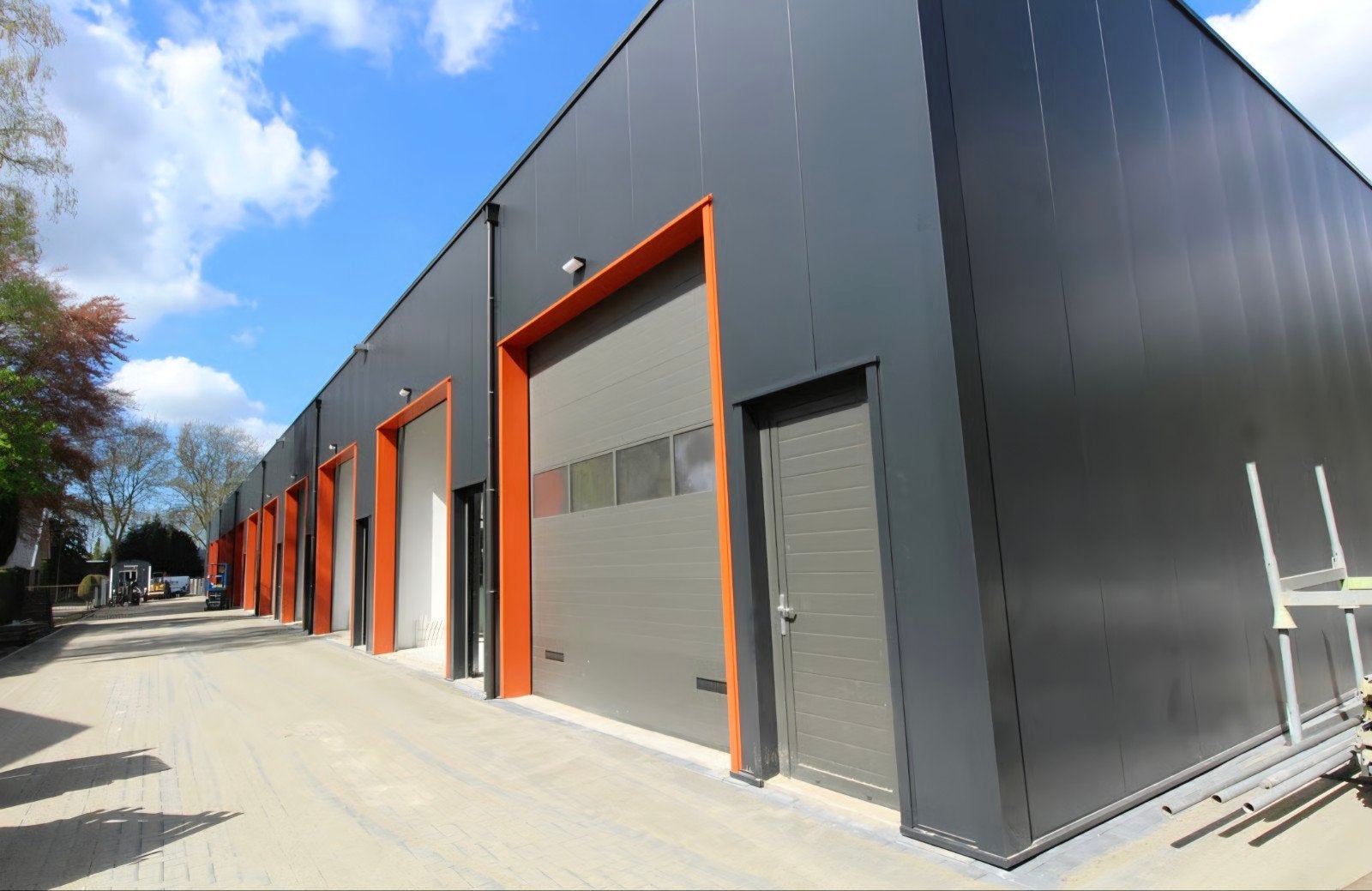 Bedrijfspand in Sprundel, 66 m², Huur, Bedrijfsruimte