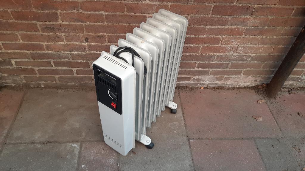 3 electrische radiatoren, Ophalen, 30 tot 80 cm, Gebruikt, Radiator