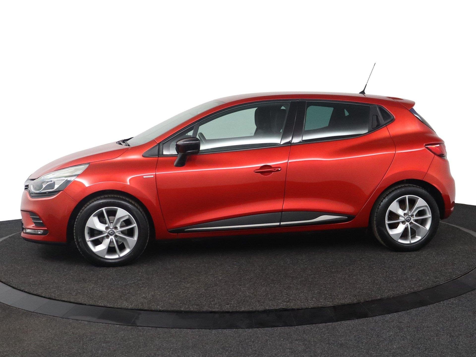 Renault Clio 1.2 TCe Intens, Auto's, Gebruikt, Euro 6, Leder en Stof, 49 €/maand