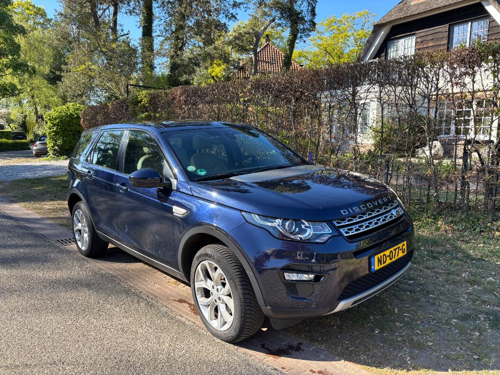 Land Rover Discovery Sport 2.0 TD4 HSE 4WD Aut9 2017 Blauw, Automaat, Navigatiesysteem, 4 cilinders, Blauw