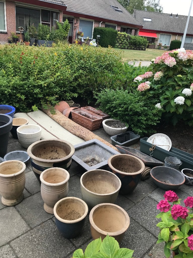 bloempotten, Ophalen, Overige materialen, Rond, Zo goed als nieuw