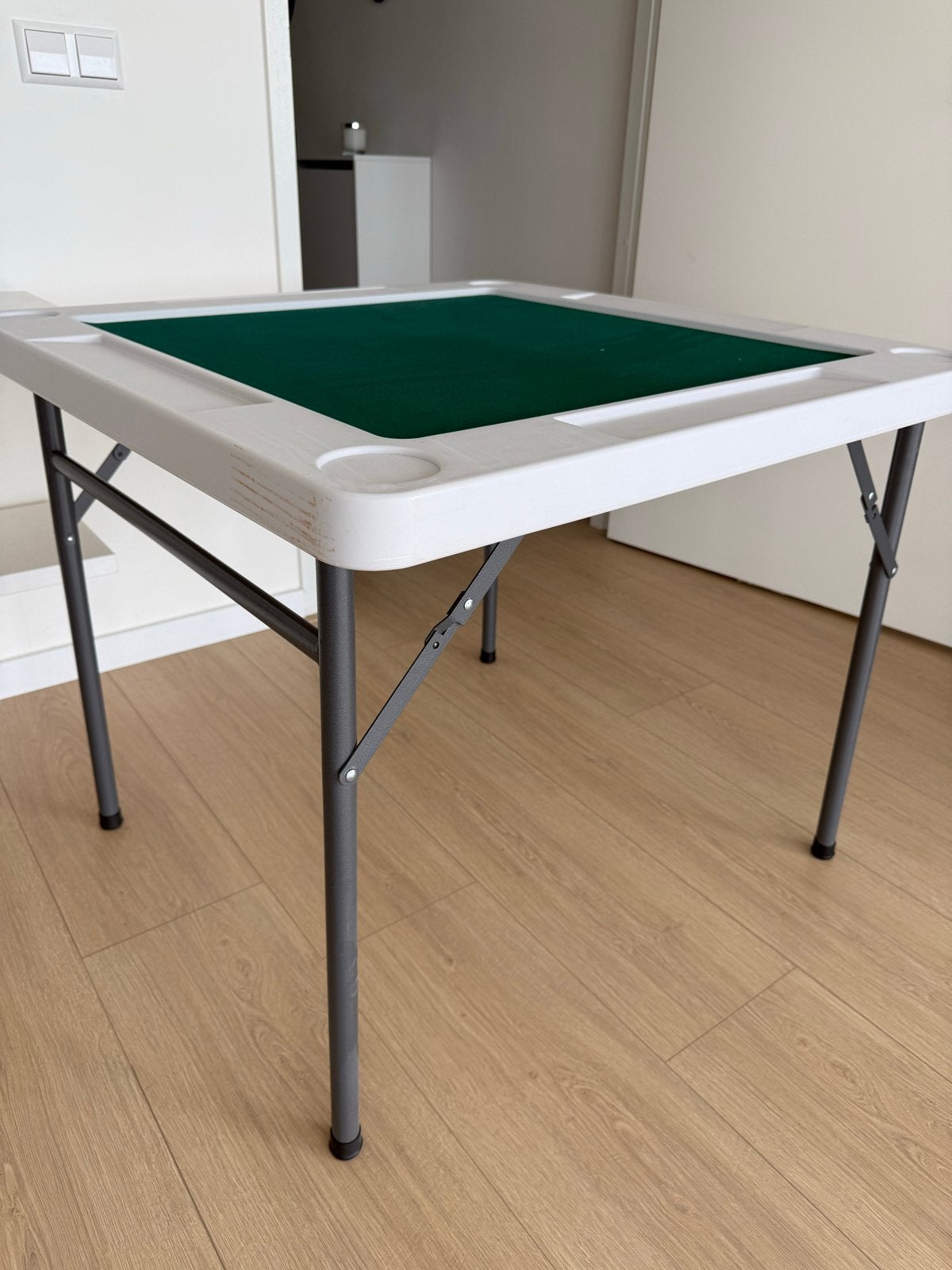 Opvouwbare Mahjong tafel - goede staat, Hobby en Vrije tijd, Gezelschapsspellen | Bordspellen, Drie of vier spelers, Ophalen, Zo goed als nieuw