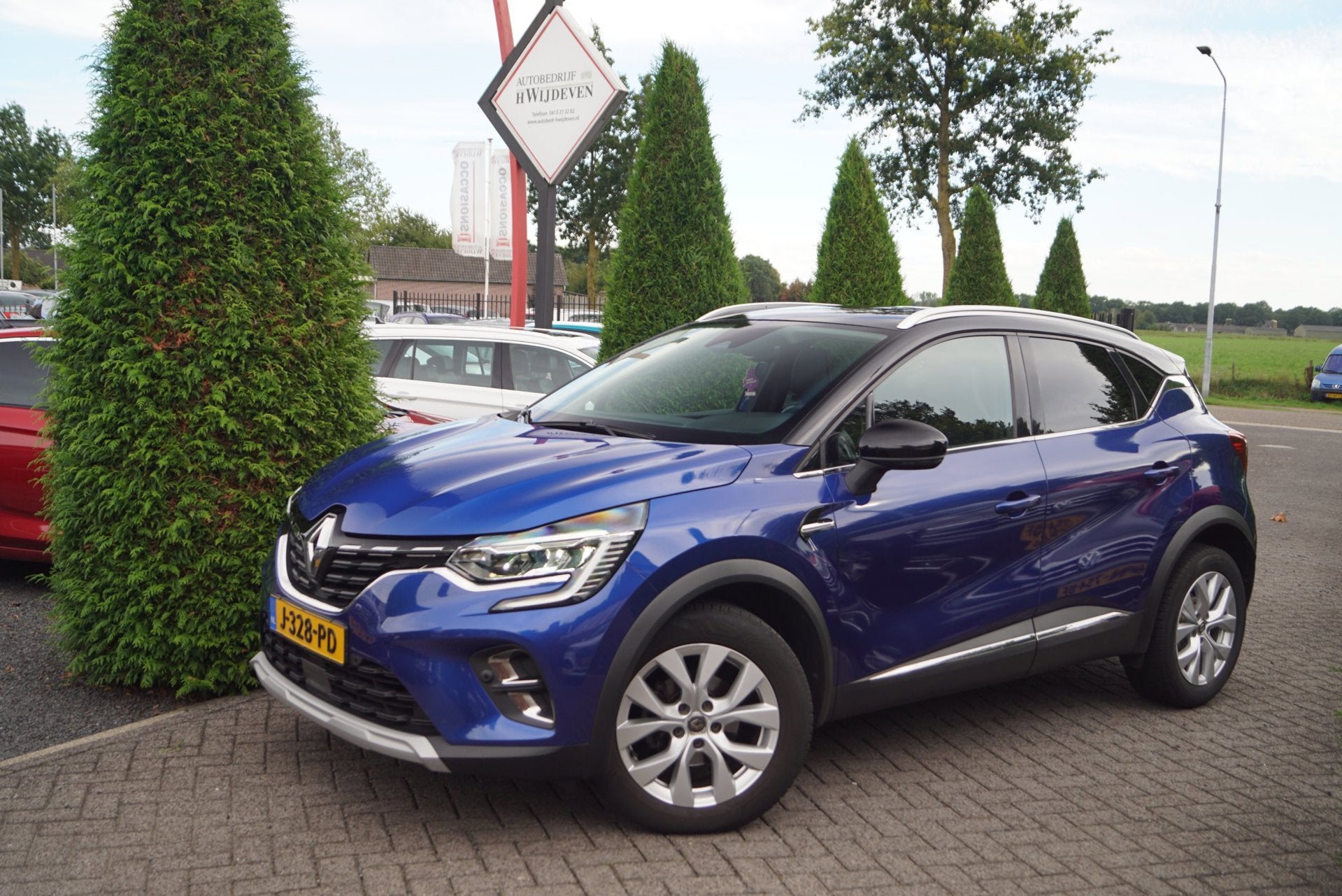 Foto 60 van Renault Captur 1.3 TCe 130 Intens Autom Half Leder/Stof Spor