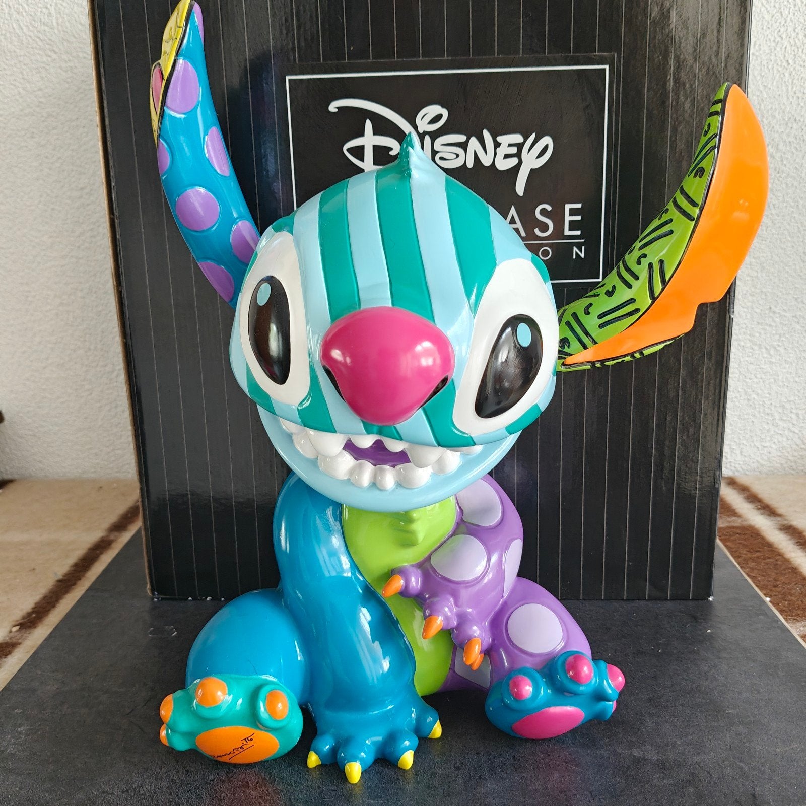 Disney by Romero Britto – Large Stitch Figurine (35.5cm), Ophalen of Verzenden, Overige figuren, Nieuw, Beeldje of Figuurtje