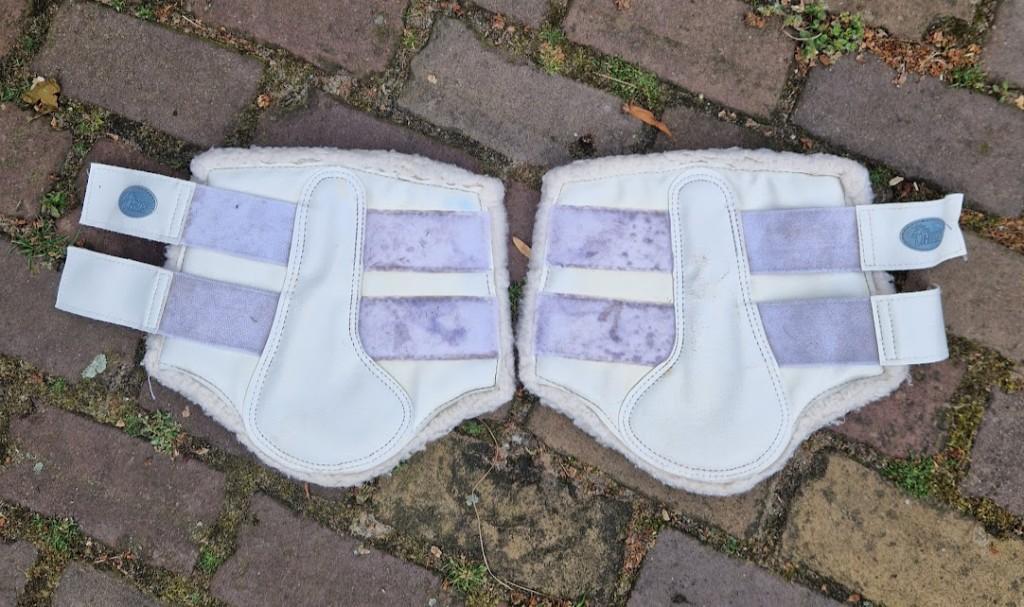 Beschermers wit maat M/cob, Ophalen of Verzenden, Zo goed als nieuw, Rijden