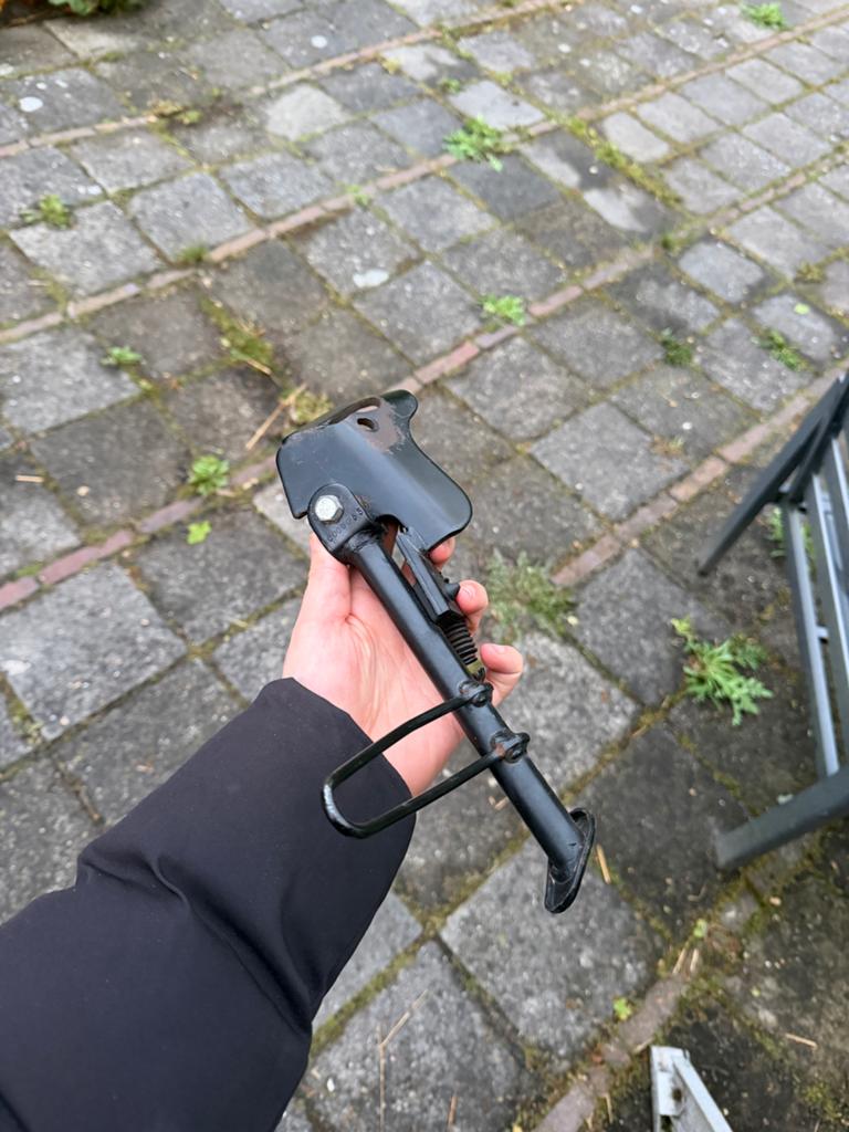 Zijstandaard Vespa Sprint/Primavera Zwart (zeer netjes), Ophalen of Verzenden, Gebruikt, Overige typen, Vespa