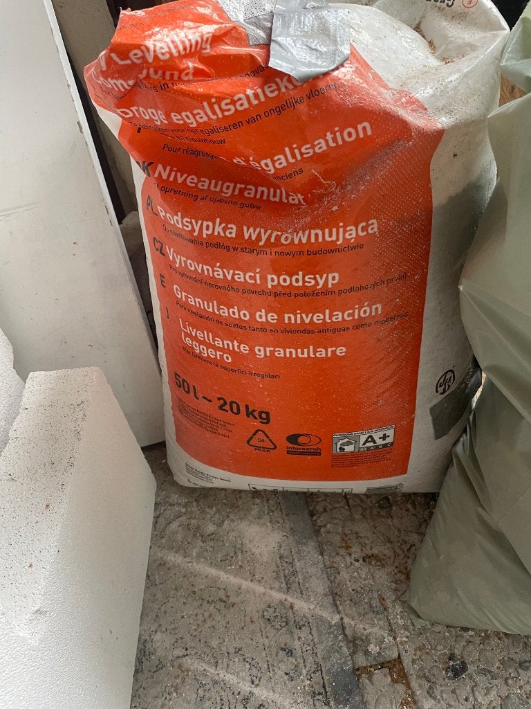 Fermacell droge egalisatiekorrels, Overige materialen, Gebruikt, 50 tot 150 cm, Overige typen
