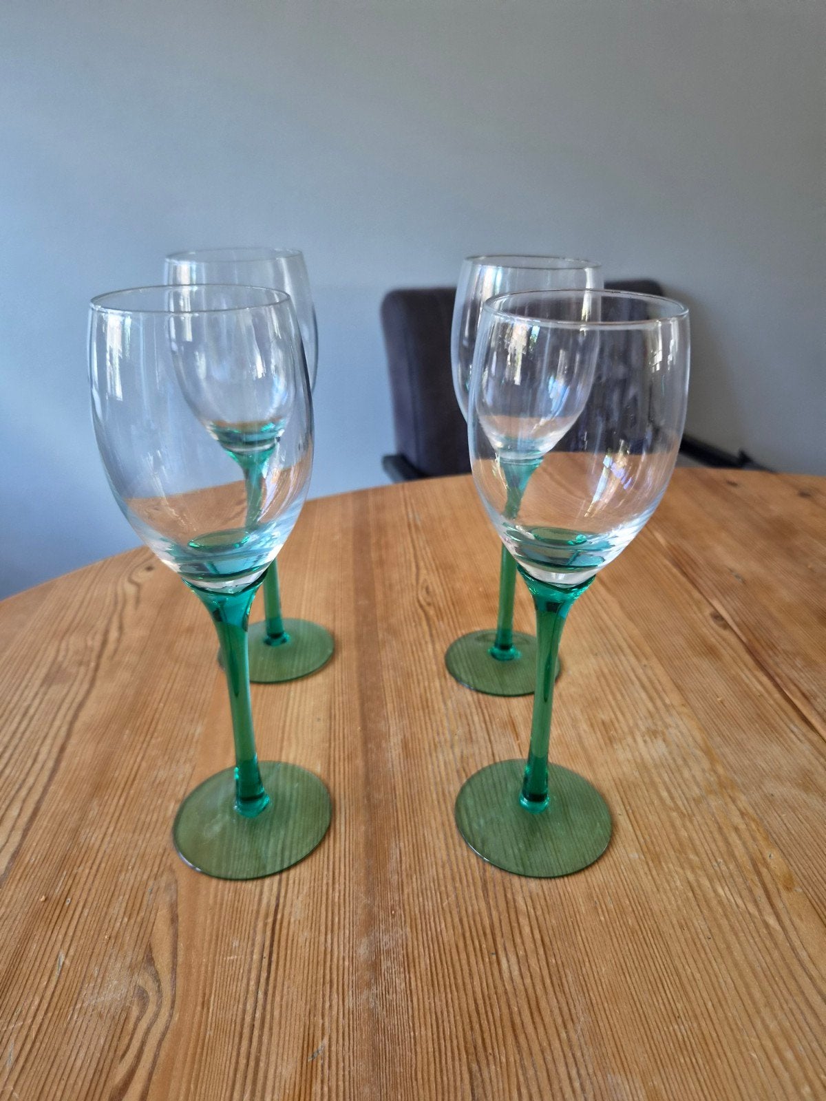 4 Vintage Luminarc Wijnglazen Turquoise 80s Art Deco, Antiek en Kunst, Antiek | Glas en Kristal, Ophalen of Verzenden
