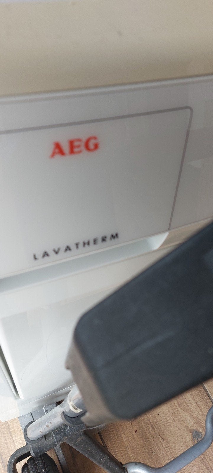 gratis droger AEG, Ophalen, Condens, 85 tot 90 cm