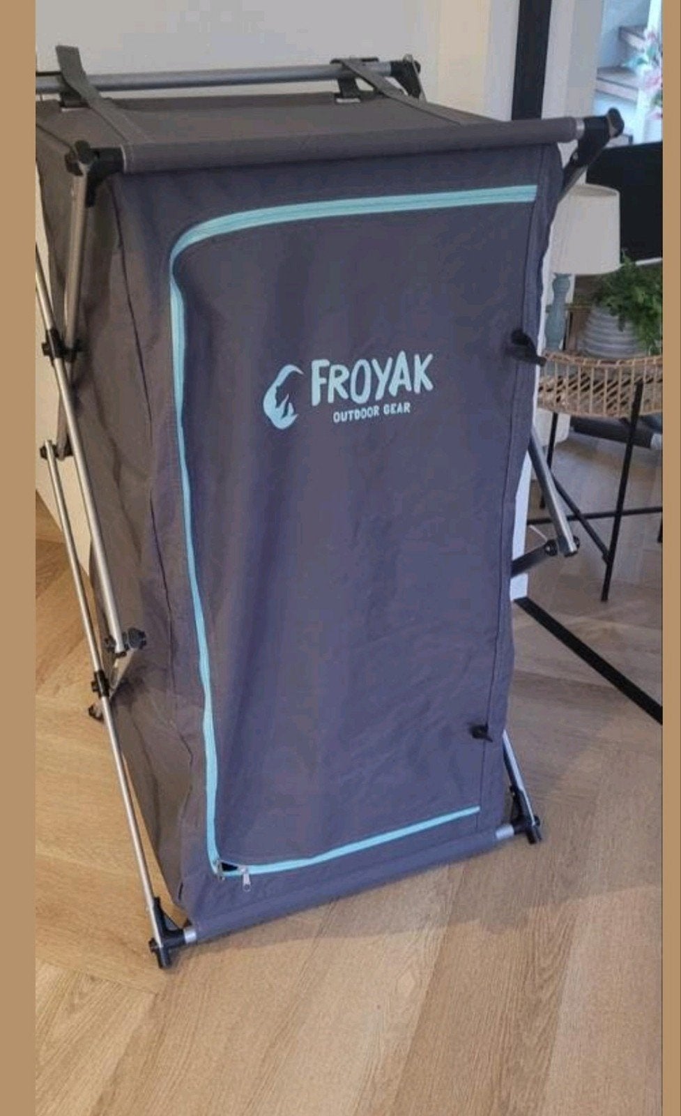 Campingkast Froyak inklapbaar, Ophalen of Verzenden, Zo goed als nieuw, Campingkast