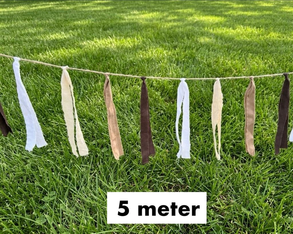 Nieuwe stoffen slinger 5 meter (wit/beige/taupe/donkerbruin), Ophalen of Verzenden, Nieuw, Versiering, Overige