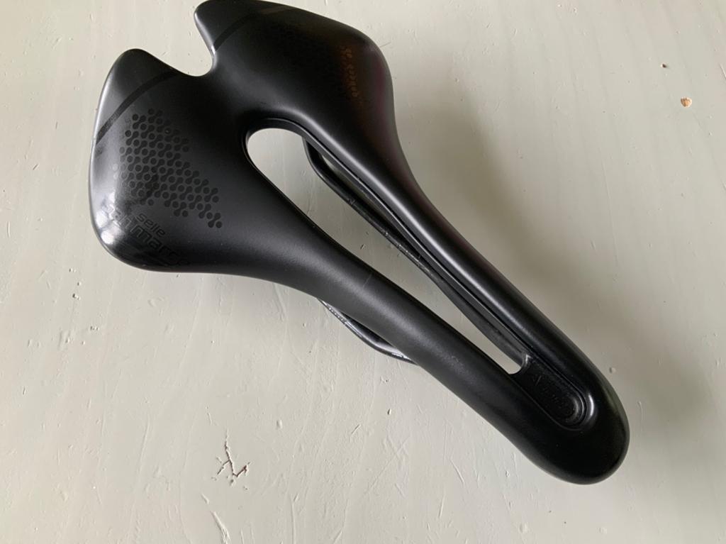 Zadel : Selle San Marco (goede staat - 145mm), Fietsen en Brommers, Fietsonderdelen, Ophalen of Verzenden, Zo goed als nieuw