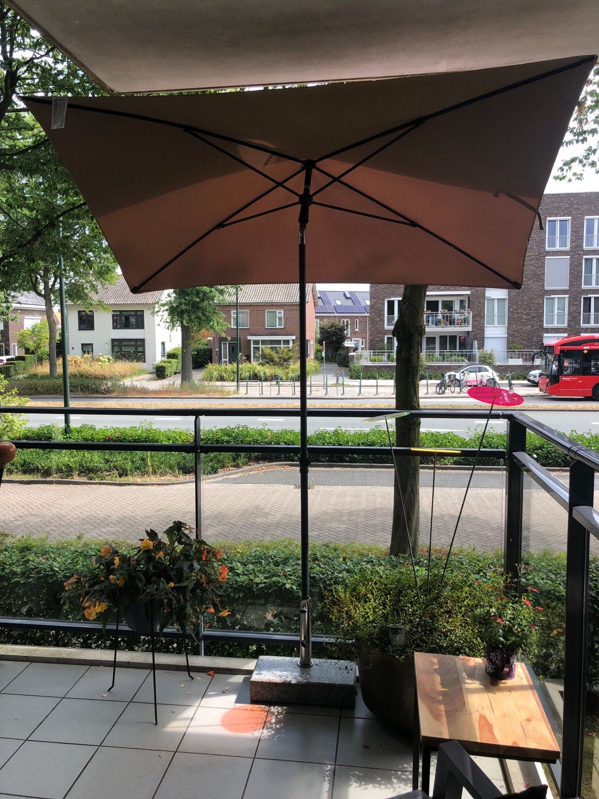 Balkon parasol met hoes - 212x125 cm, kantelbaar & verstelba, Ophalen, Gebruikt, Kantelbaar, 2 tot 3 meter