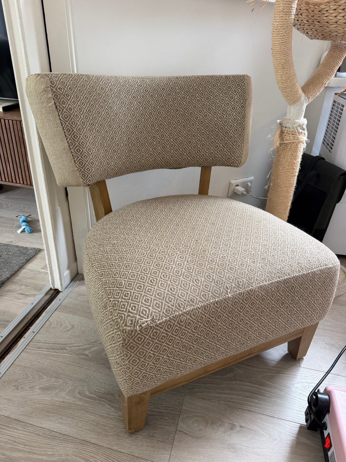 Stijlvolle beige stoel met ruitpatroon, Ophalen, Gebruikt, Overige kleuren, Eén