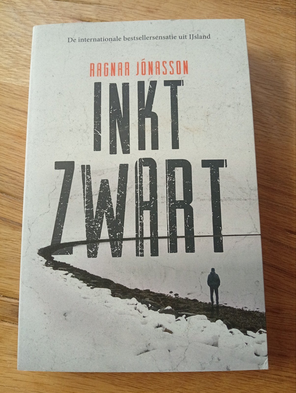 Inkt Zwart - Ragnar Jónasson (Thriller), Scandinavië, Ragnar Jónasson, Ophalen of Verzenden, Zo goed als nieuw