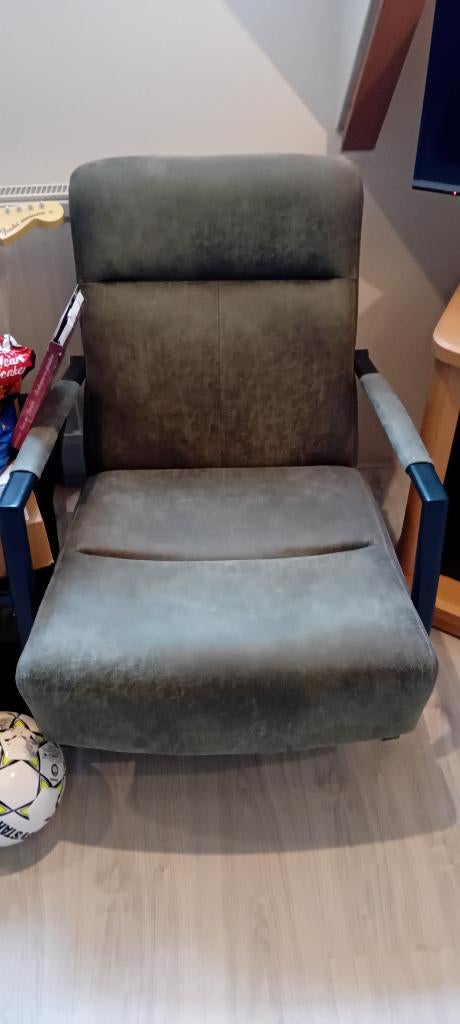 Nieuwe stoel van goossens 1 bruine en 1 groene, Huis en Inrichting, Fauteuils, Ophalen, Nieuw, 75 tot 100 cm, 50 tot 75 cm