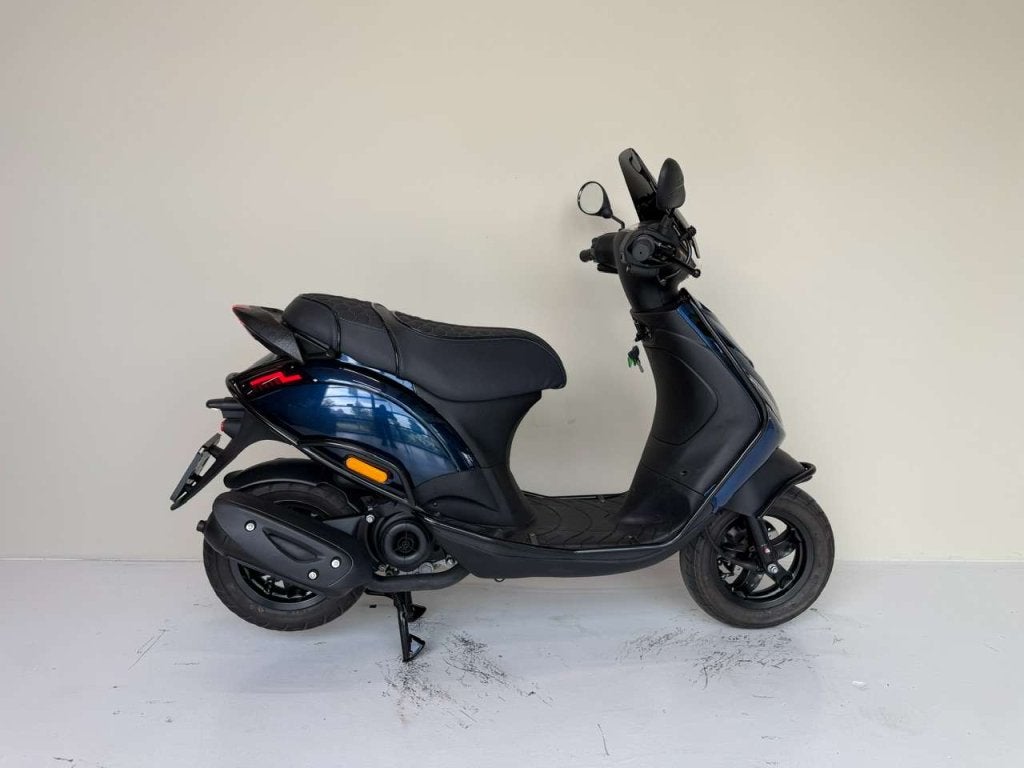 Piaggio Zip Brom 45 km/h, BWJ 2026, Diamond Blue Metallic, Fietsen en Brommers, Scooters | Piaggio, Niet ingevuld, Maximaal 45 km/u