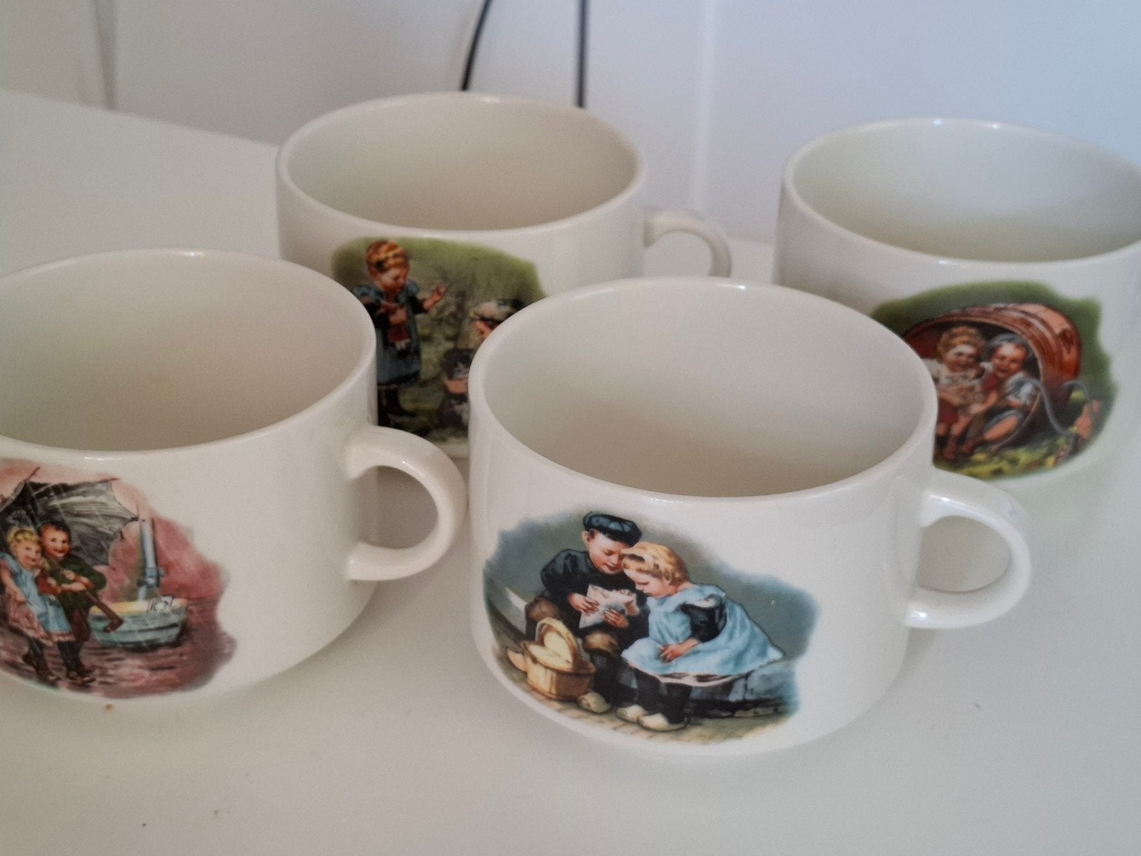 Villeroy & Boch Koppen met Kinderillustraties en Gedichtjes, Ophalen of Verzenden