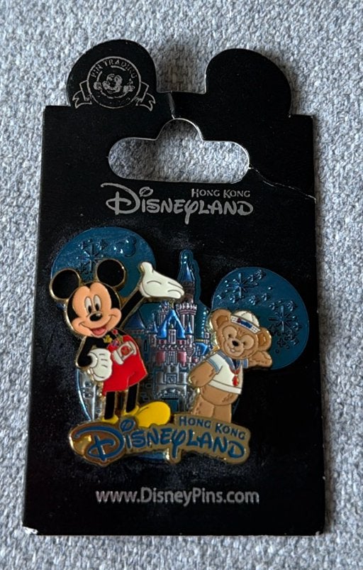 Hong Kong Disneyland Mickey & Duffy pin, Verzamelen, Disney, Ophalen of Verzenden, Mickey Mouse, Zo goed als nieuw, Beeldje of Figuurtje
