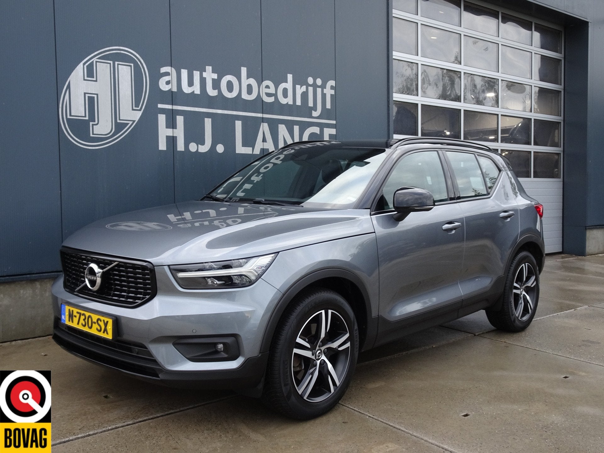 Volvo XC40 2.0 T4 AWD R-Design (bj 2018, automaat), Automaat, 12 maanden, Leder en Stof, 14 km/l