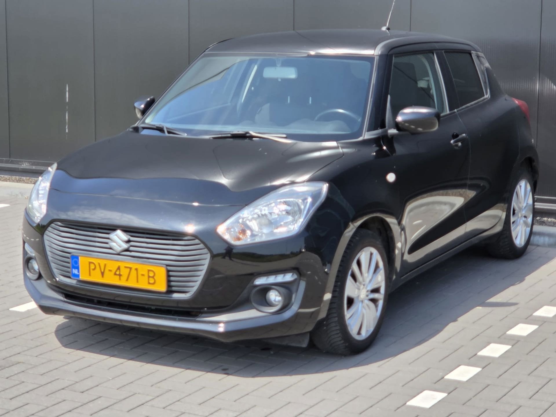 Suzuki Swift 1.2 Select Camera, Voorwielaandrijving, Gebruikt, 4 cilinders, 400 kg