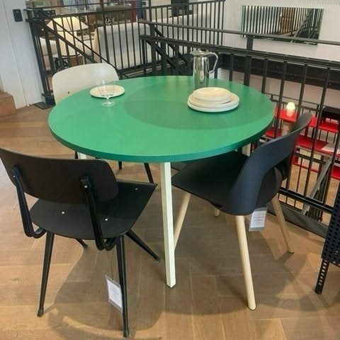 HAY eettafel Two-Colour rond groen tafel design muller, Ophalen, Rond, Zo goed als nieuw, Vijf personen of meer