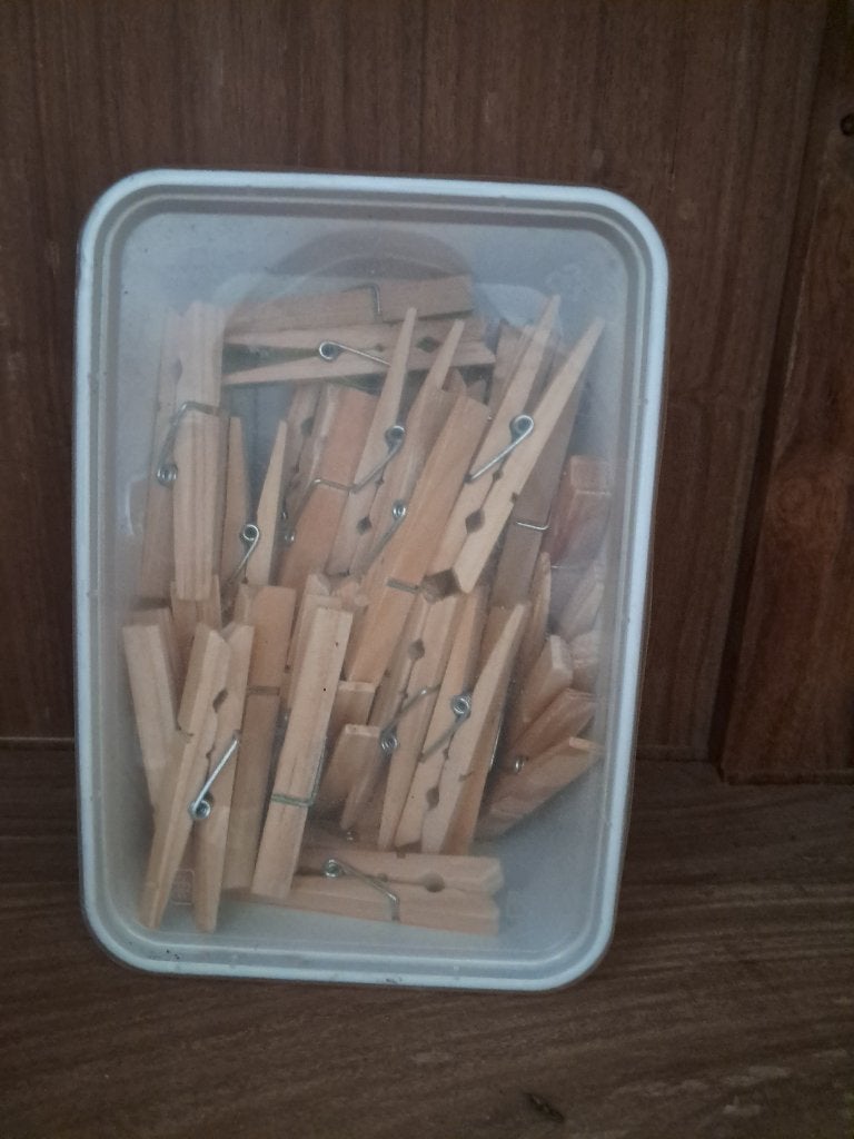Knijpers gratis, Ophalen, Hout