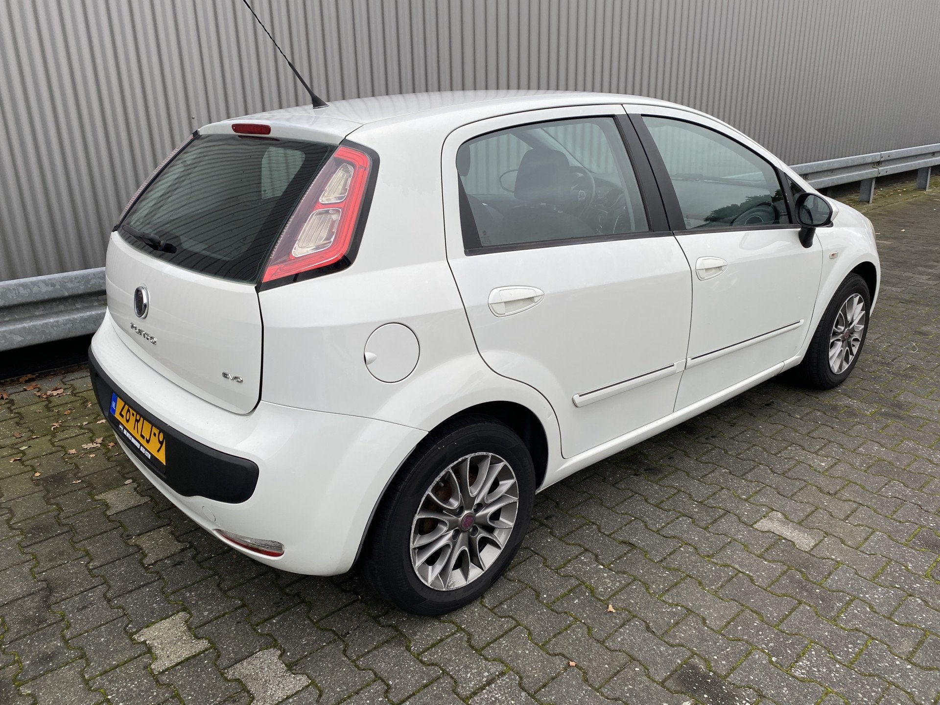 Fiat Punto Evo 1.3 M-Jet Dynamic 5-Drs, Clima, CC, LM, nw. A, Voorwielaandrijving, Euro 5, Gebruikt, 4 cilinders