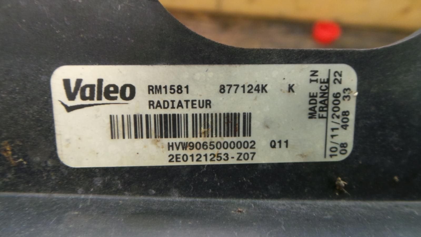 VOLKSWAGEN CRAFTER RADIATEUR 2009, Ophalen of Verzenden, Gebruikt, Stiba lid
